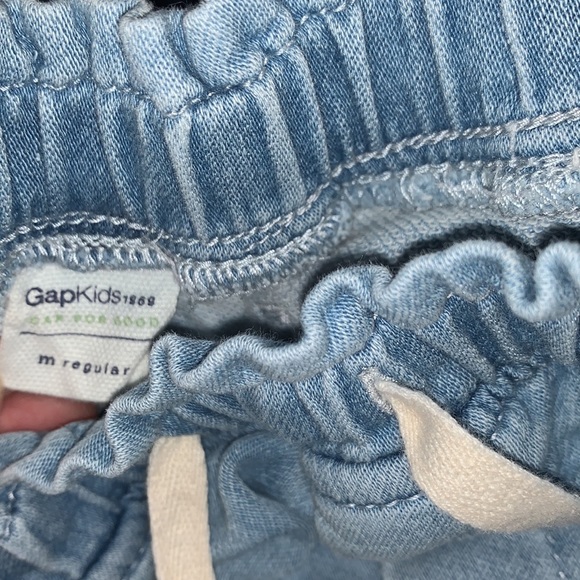 Gap kids shorts bundle!! Great Demin shorts - Picture 2 of 8